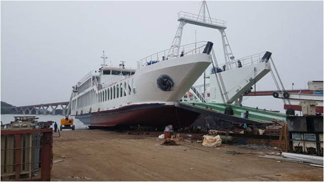 SM204: کشتی  رو رو - مسافربری    سال ساخت 2013  در کره     ، ظرفیت  مسافر269  نفر و 54  خودرو  ،  سرعت 12   نات